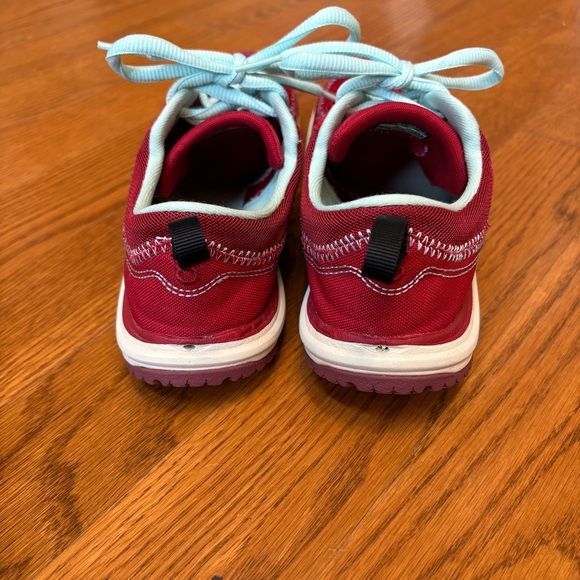 Astral Women's red Sneakers with Light Blue Laces - Picture 4 of 6